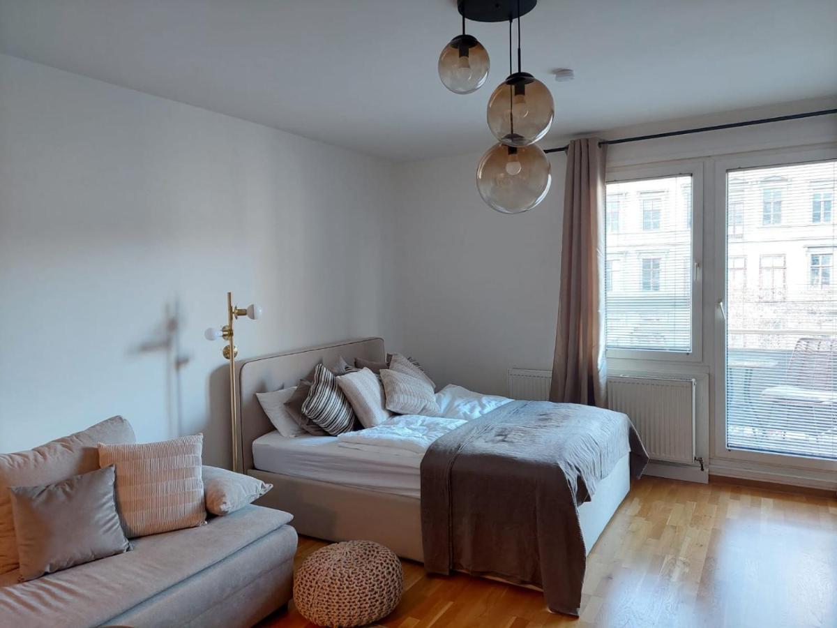 Balcony Apartment, 5 Min Walk To First District Wien Exterior foto